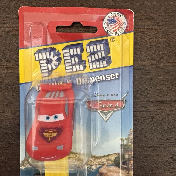 PEZ Cars Candy Dispenser Disney Pixar Lightning McQueen Collectible NEW in Box - Picture 2 of 9